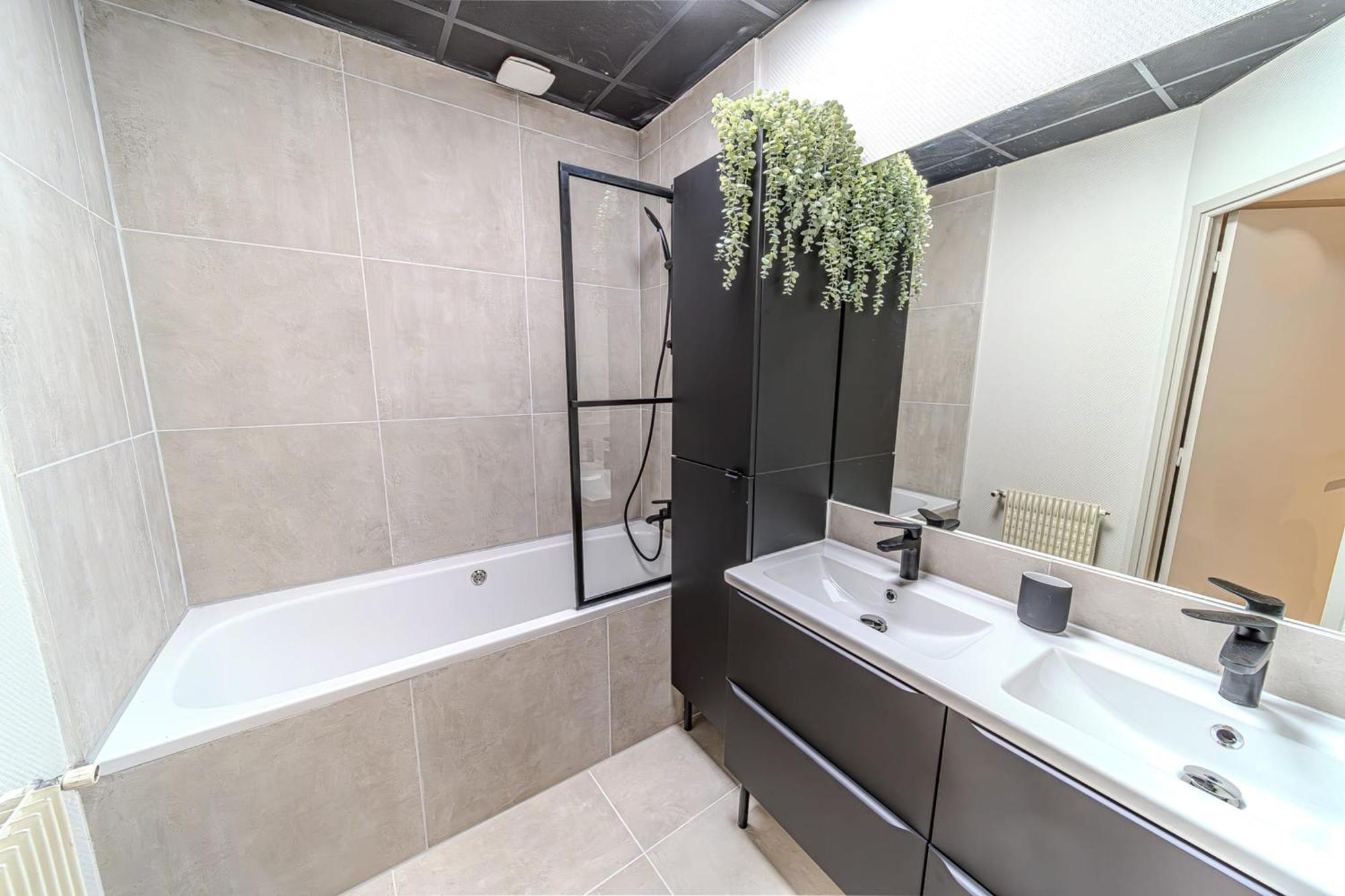 The Grenette Spacious Renovated Apartment 8 People Cordeliers Lione Esterno foto